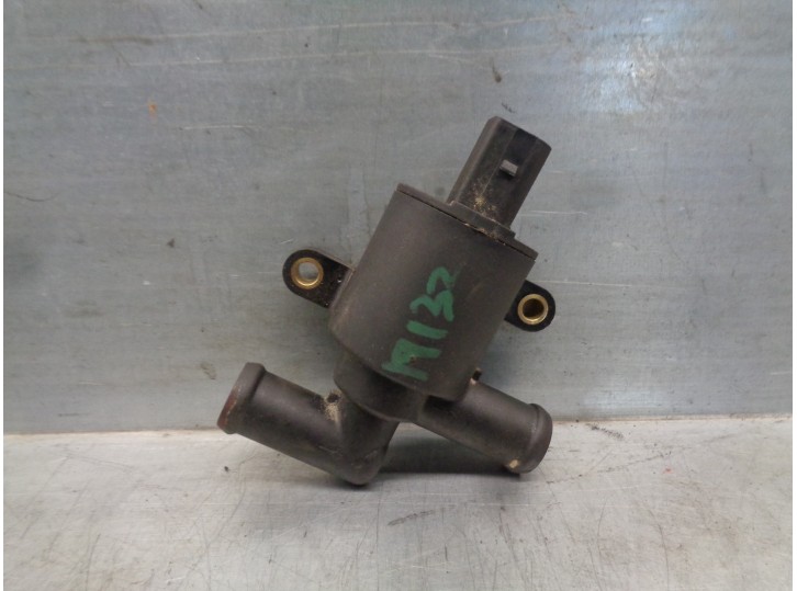 Recambio de valvula intercambio de calefaccion para audi a4 ber. (b8) 2.0 16v tdi referencia OEM IAM 4H0121671B  