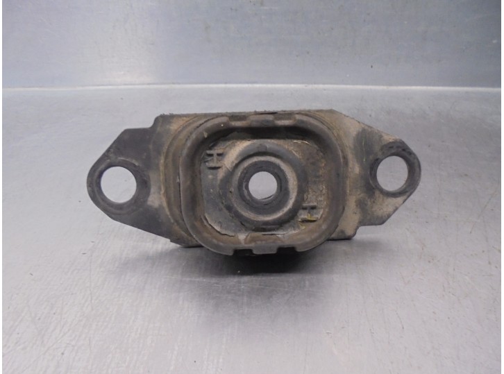 Replacement left engine mount for Nissan Pulsar (C13) 1.5 Turbodiesel CAT OEM IAM reference 11220ED50A 