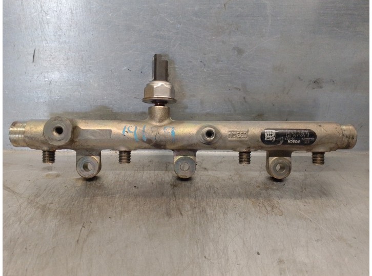 Recambio de rampa inyectora para peugeot partner (s1) 190 c referencia OEM IAM 9657017680 0445214092 BOSCH