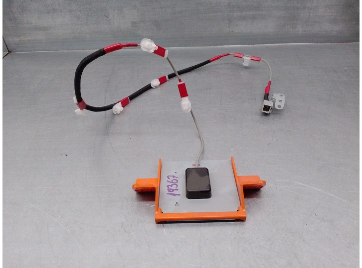 Recambio de antena para lexus ct (zwa10_) 200h (zwa10_) referencia OEM IAM 8686076010 4628001441 DENSO