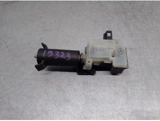 Recambio de motor tapa deposito combustible para mercedes-benz clase b (w245) 2.0 cat referencia OEM IAM A2038201997  