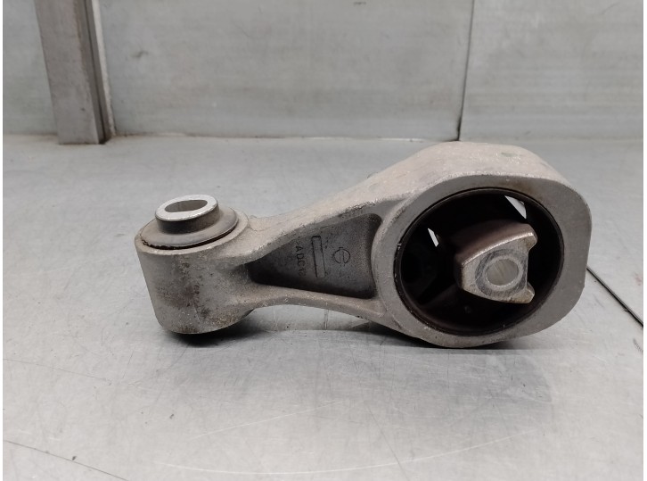 Recambio de soporte motor para nissan juke (f15) 1.6 16v referencia OEM IAM ADC12 