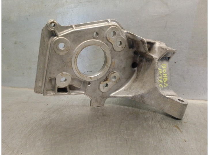 Recambio de soporte bomba inyeccion para peugeot 5008 (0u_, 0e_) 1.6 hdi referencia OEM IAM 9684778280 9684778280 