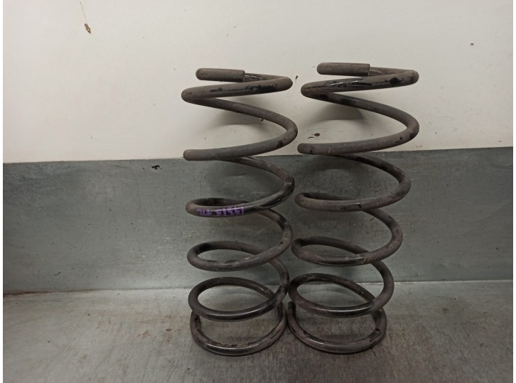 Recambio de muelle amortiguacion para hyundai ix20 1.4 crdi cat referencia OEM IAM 553301K100  