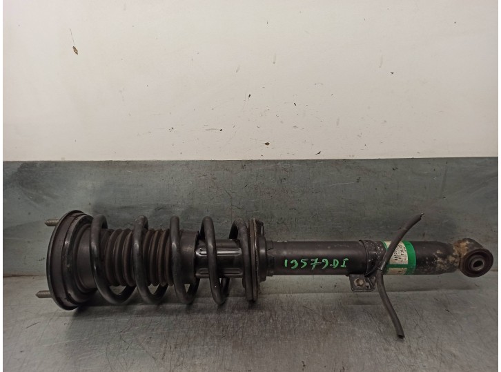 Recambio de amortiguador delantero izquierdo para lexus is 200 (ds2/is2) d-cat referencia OEM IAM 4852053081 TOKICO