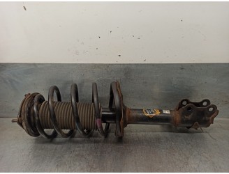 Replacement front right shock absorber for Nissan Almera (N16/E) 1.5 16v cat OEM IAM reference 54302BM425 