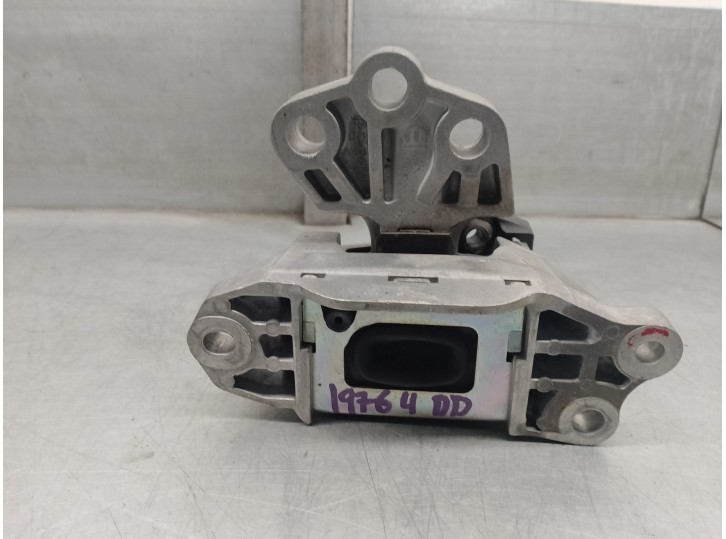 Replacement right engine mount for Fiat Tipo II (356) Sedan 1.4 CAT (GPL) OEM IAM reference 00520176050 