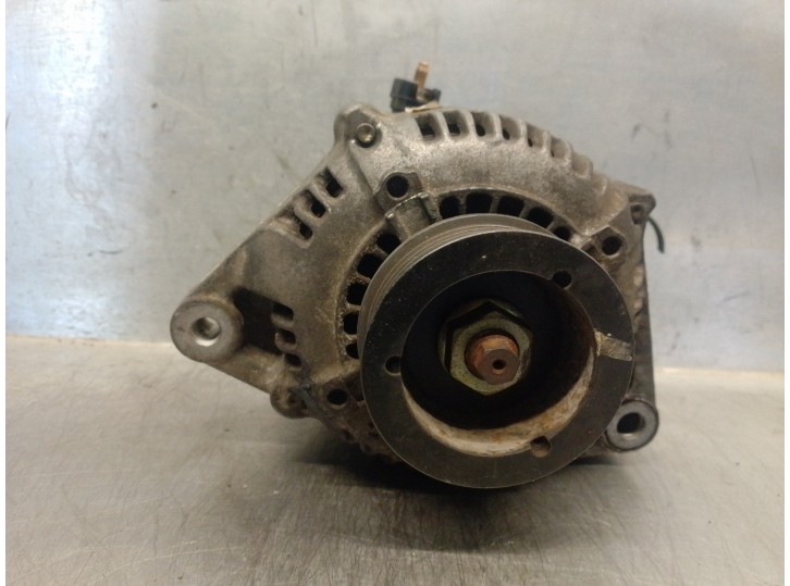 Recambio de alternador para mg serie 600 (rh) 2.0 cat referencia OEM IAM 31100P45G01 1012110151 DENSO