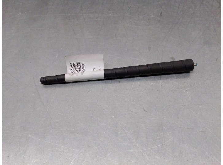 Recambio de antena para citroën berlingo referencia OEM IAM 9828782580 