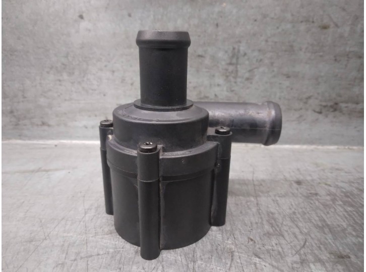 Recambio de bomba agua para audi a6 lim. (4g2) referencia OEM IAM 06D121601  