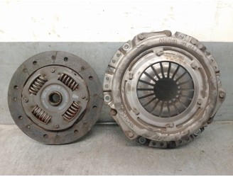 Recambio de kit embrague para ford fiesta (cbk) 1.4 16v cat referencia OEM IAM 2S617550BC  SACHS
