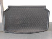 Recambio de bandeja trasera para toyota yaris 1.5 16v cat referencia OEM IAM PW2410D001  5 PUERTAS