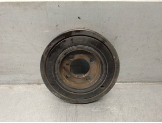 Replacement crankshaft pulley for Kia Carens 2.0 turbodiesel CAT OEM IAM reference 2312427100 
