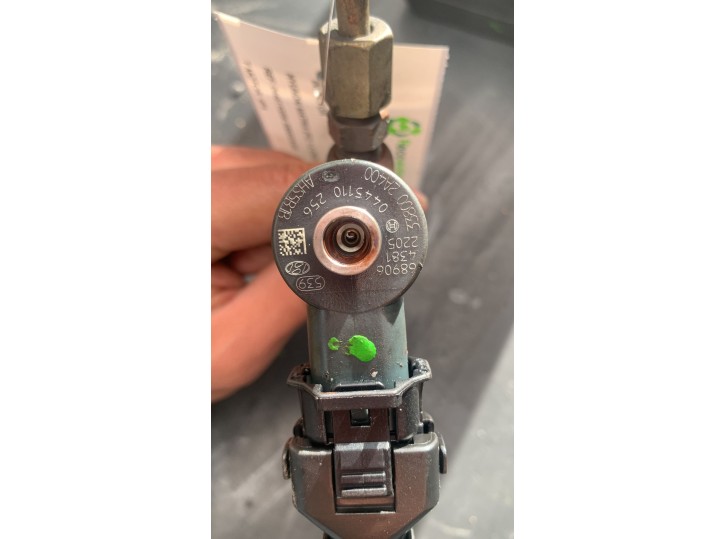Replacement injector for Hyundai Matrix (FC) 1.5 CRDi CAT OEM IAM reference 338002A400 