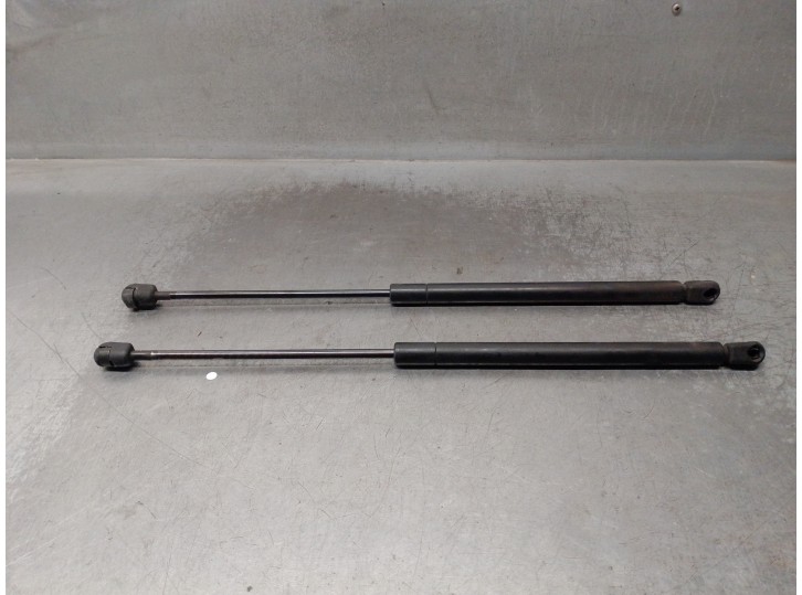 Recambio de amortiguadores capo para jaguar s-type 2.5 v6 24v cat referencia OEM IAM XR8316C826AA 