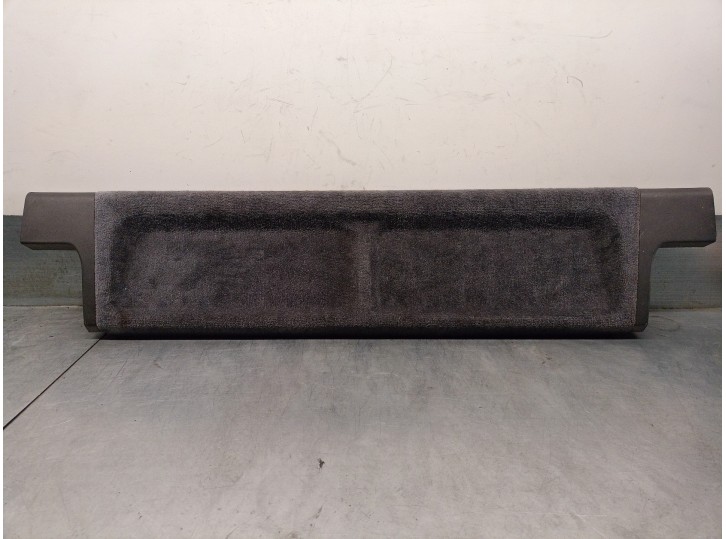 Recambio de bandeja trasera para volvo v40 familiar td referencia OEM IAM 803815  