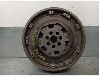 Recambio de volante motor para dacia lodgy 1.5 dci diesel fap cat referencia OEM IAM 8200926712 