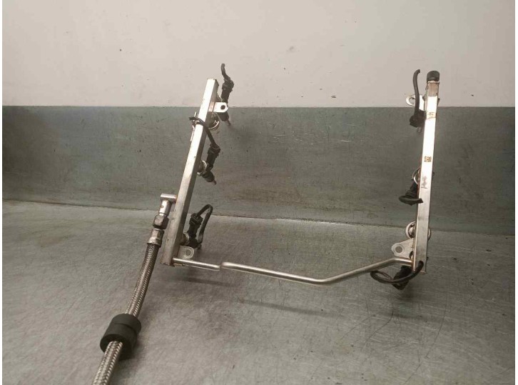 Recambio de rampa inyectora para mercedes-benz clase cls (w219) 3.5 v6 cat referencia OEM IAM A2720700995 