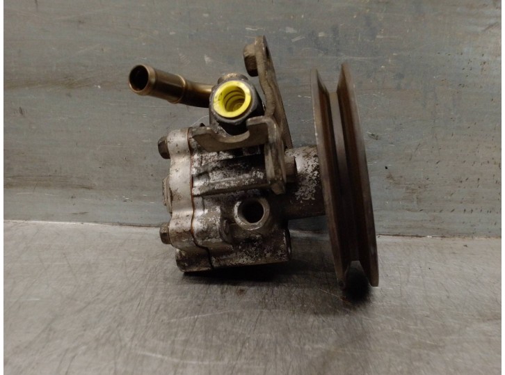 Recambio de bomba servodireccion para nissan serena (c23m) 2.3 diesel referencia OEM IAM 491109C600 