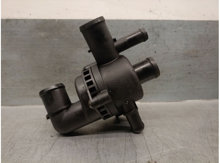 Recambio de termostato para jaguar xf i (x250) 3.0 d referencia OEM IAM 9X238A586AD C2Z11669 