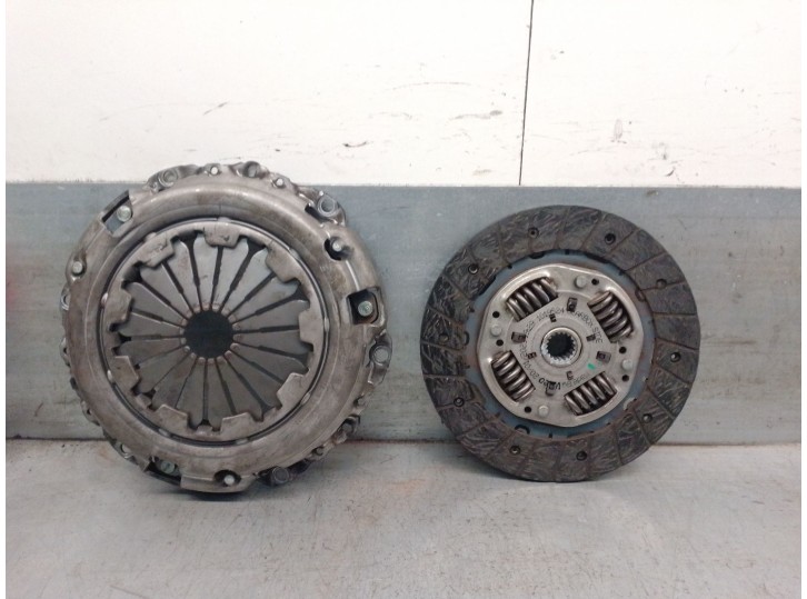 Recambio de kit embrague para peugeot 307 break / sw (s1) 1.6 hdi referencia OEM IAM 1019523 VALEO