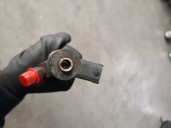 Replacement injector for Volvo S80 II (124) D5 AWD OEM IAM reference 30777526 