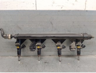 Replacement fuel injection rail for Peugeot 308 SW I (4E_, 4H_) 1.6 16V OEM IAM reference V757564580 198552 
