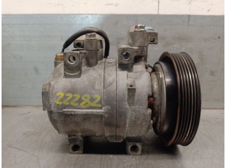 Recambio de compresor aire acondicionado para ssangyong kyron 2.0 xdi referencia OEM IAM 6641300115 VALEO
