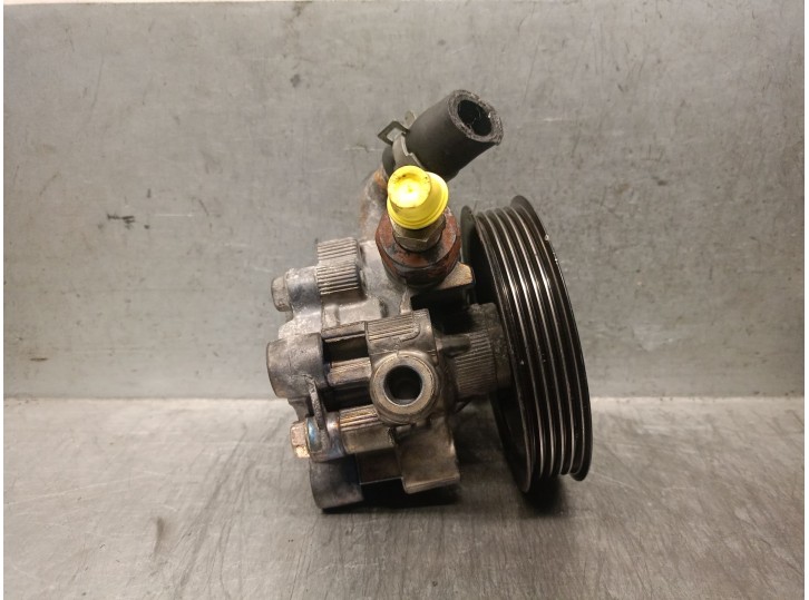 Recambio de bomba servodireccion para toyota avensis berlina (t25) 2.0 turbodiesel cat referencia OEM IAM 4431005100 4431005100 
