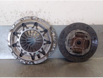 Replacement clutch kit for peugeot bipper (aa_) 1.3 hdi 75 OEM IAM reference 1680806780 205306 LUK
