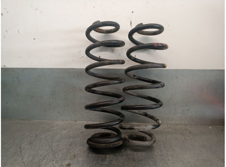 Recambio de muelle amortiguacion para toyota avensis berlina (t25) 2.0 turbodiesel cat referencia OEM IAM 4813105710 4813105710 