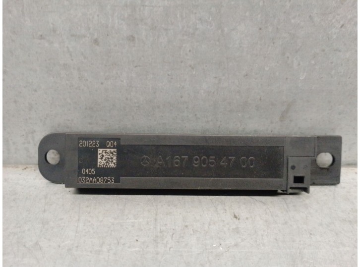 Recambio de antena para mercedes-benz gla (h247) gla 200 d 4-matic (247.713) referencia OEM IAM A1679054700 A1679054700 