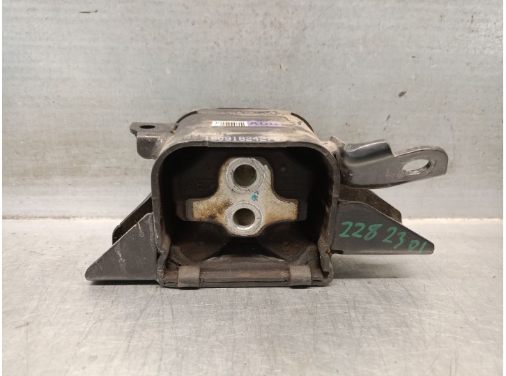 Replacement left engine mount for Kia Niro I (DE) 1.6 GDi Hybrid OEM IAM reference 21830G2000 