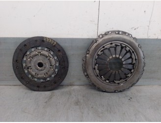 Replacement clutch kit for Fiat 500 Abarth 1.4 99kW OEM IAM reference 55219389 55219388 LUK