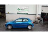 peugeot 206 berlina del año 2004