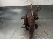 Recambio de mangueta delantera izquierda para volvo v40 familiar 1.9 diesel cat referencia OEM IAM 30884172  