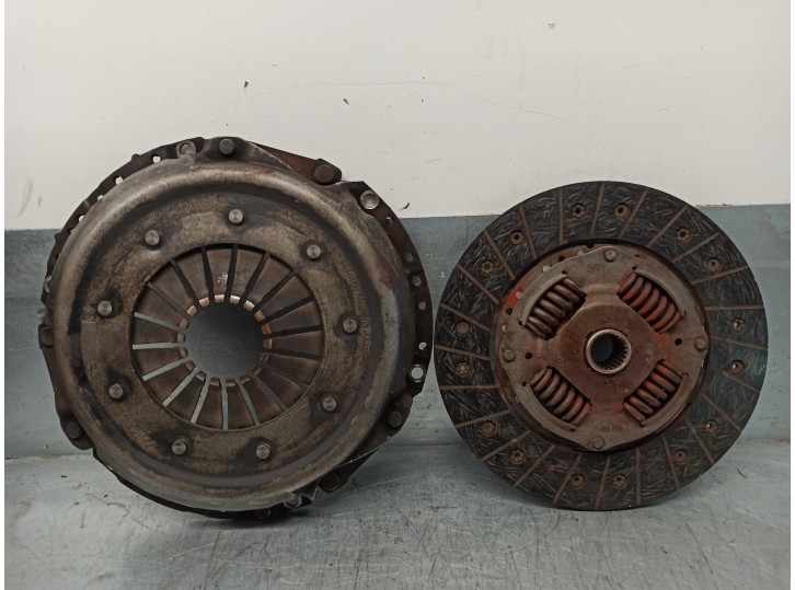 Recambio de kit embrague para audi 80 (811/813) 1.8 referencia OEM IAM 028198141MX 3082178132 