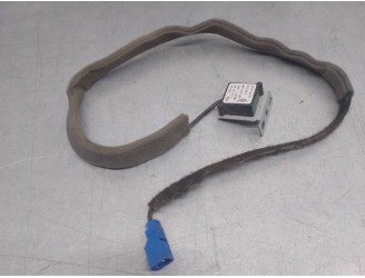 Replacement antenna for Dacia Sandero II 0.9 TCe CAT OEM IAM reference 259759661R 