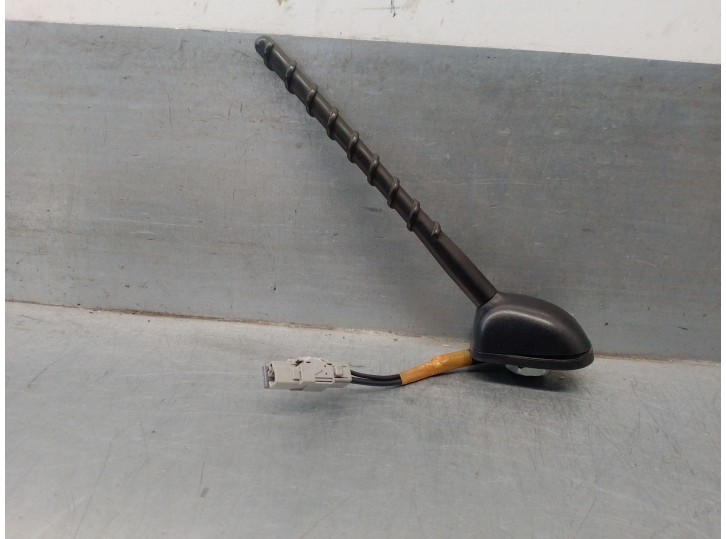 Recambio de antena para infiniti fx 3.7 v6 cat referencia OEM IAM 282081BA1H  