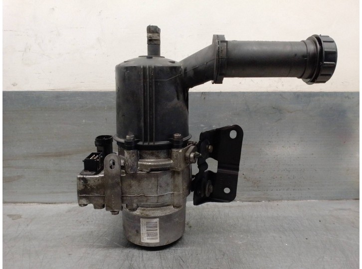 Replacement power steering pump for Citroën C4 sedan 1.6 16V HDi OEM IAM reference 9681545980 A5097811A HPI