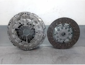 Recambio de kit embrague para kia sorento 2.5 crdi referencia OEM IAM 4120049920 328051510 LUK