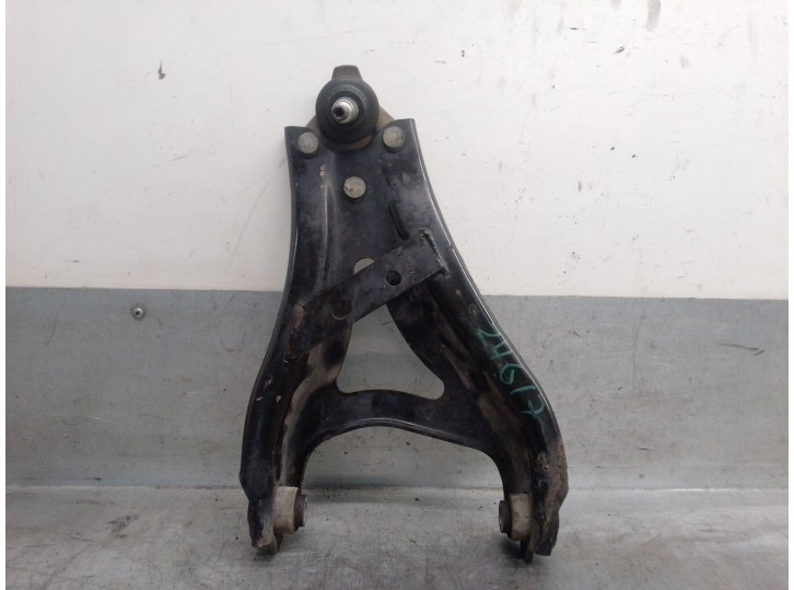 Recambio de brazo suspension inferior delantero derecho para dacia duster ii 1.5 blue dci diesel fap cat referencia OEM IAM D575