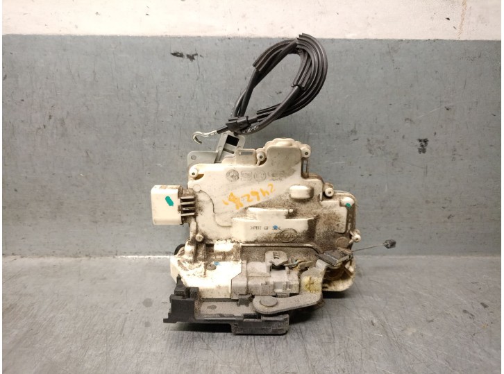 Recambio de cerradura puerta delantera izquierda para seat leon (1p1) 1.9 tdi referencia OEM IAM 1P1837015 1P1837015 