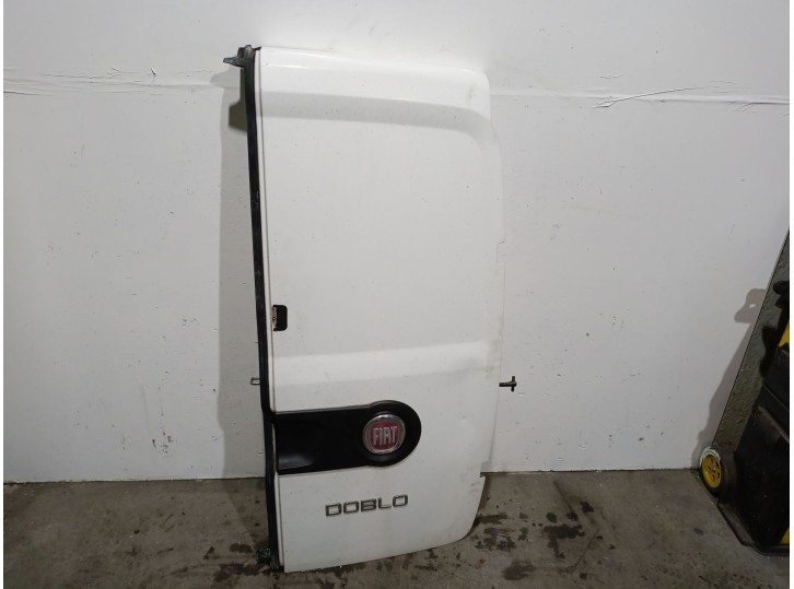 Recambio de puerta trasera derecha para fiat doblo 1.3 16v jtd cat referencia OEM IAM 51811378 51811378 