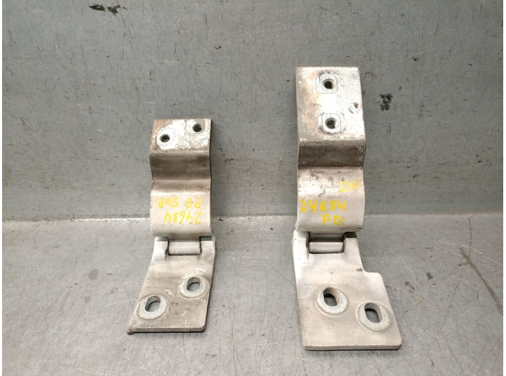 Recambio de bisagra porton para opel combo (corsa c) 1.7 16v cdti referencia OEM IAM 9184540 130055 