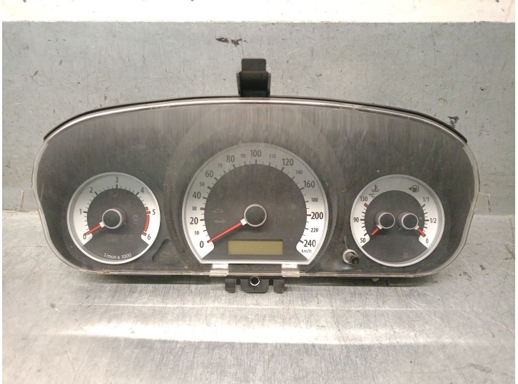 Recambio de cuadro instrumentos para kia cee´d 1.6 crdi cat referencia OEM IAM 940031H130 940031H130 