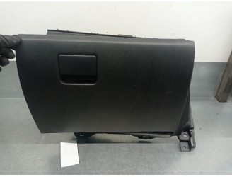 Recambio de guantera para mazda 3 (bm, bn) 2.2 d referencia OEM IAM BHN164030C02 BHN164030C02 