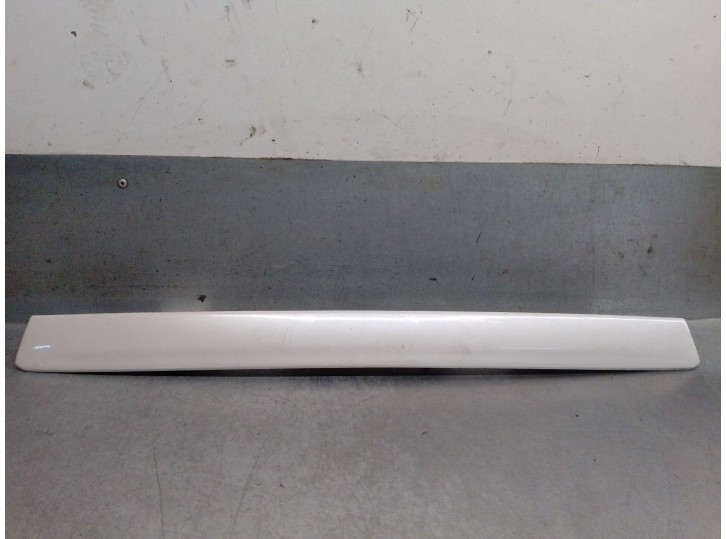 Recambio de molduras traseras para subaru legacy v (bm) 2.0 d awd (bmd) referencia OEM IAM 91112AJ350 91119AJ360NN 