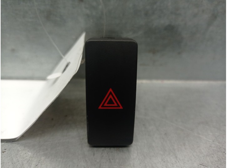 Recambio de warning para mazda 3 (bm, bn) 2.2 d referencia OEM IAM BHR1664H0 BHR1664H0 