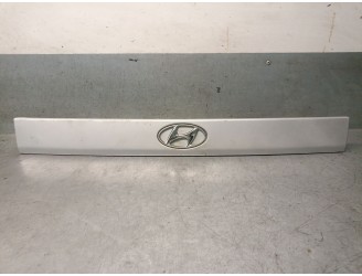 Recambio de molduras traseras para hyundai atos prime (mx) 1.1 12v cat referencia OEM IAM 8731005510 8731005510 